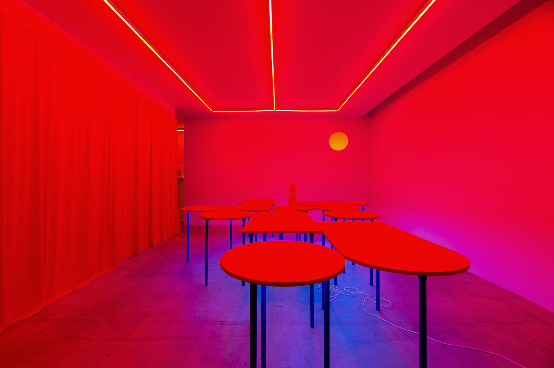 Takuro Tamayama, Installation (Eclipse Dance), 2019