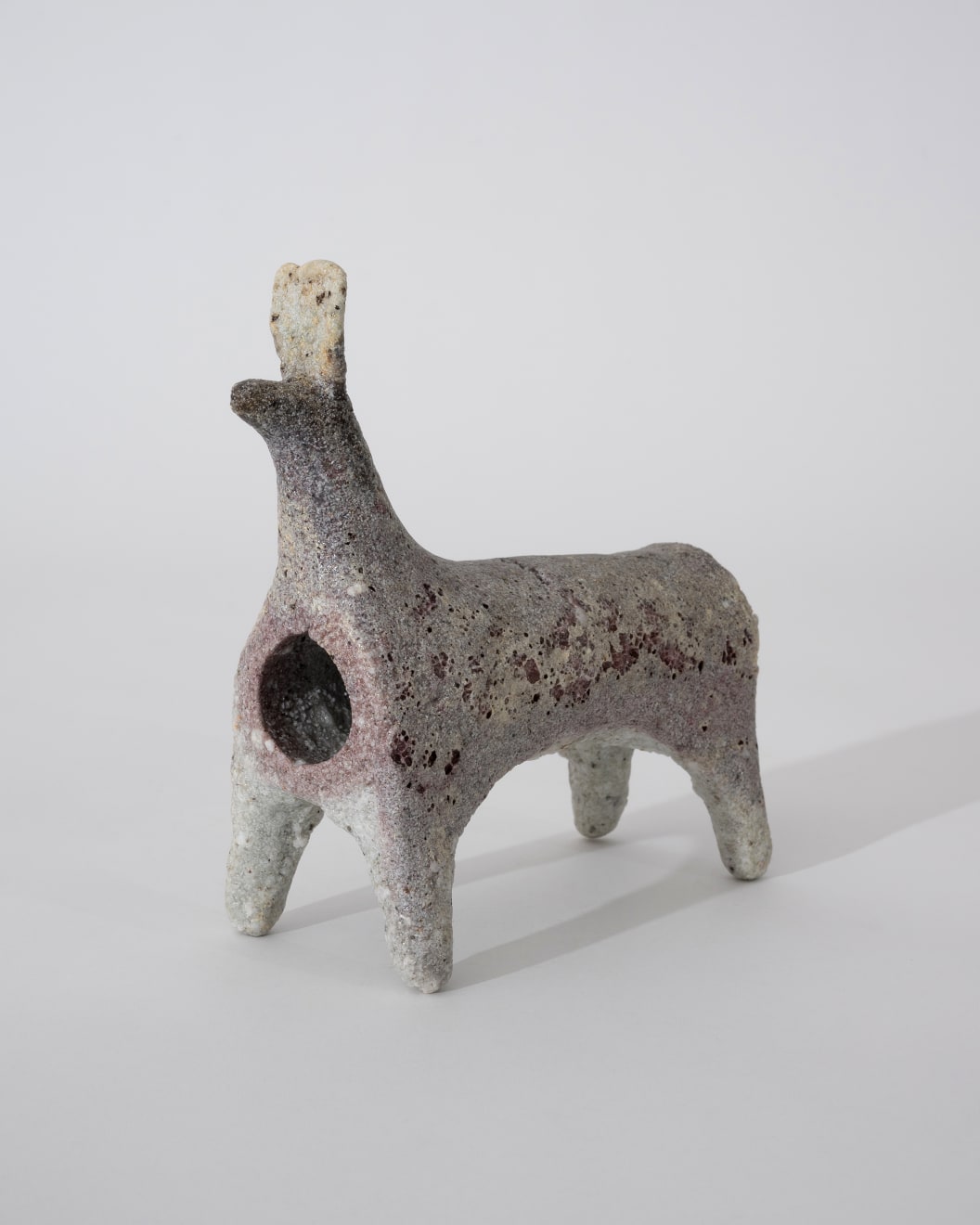 Masaomi Yasunaga, 空虚な生き物 / empty creature, 2019