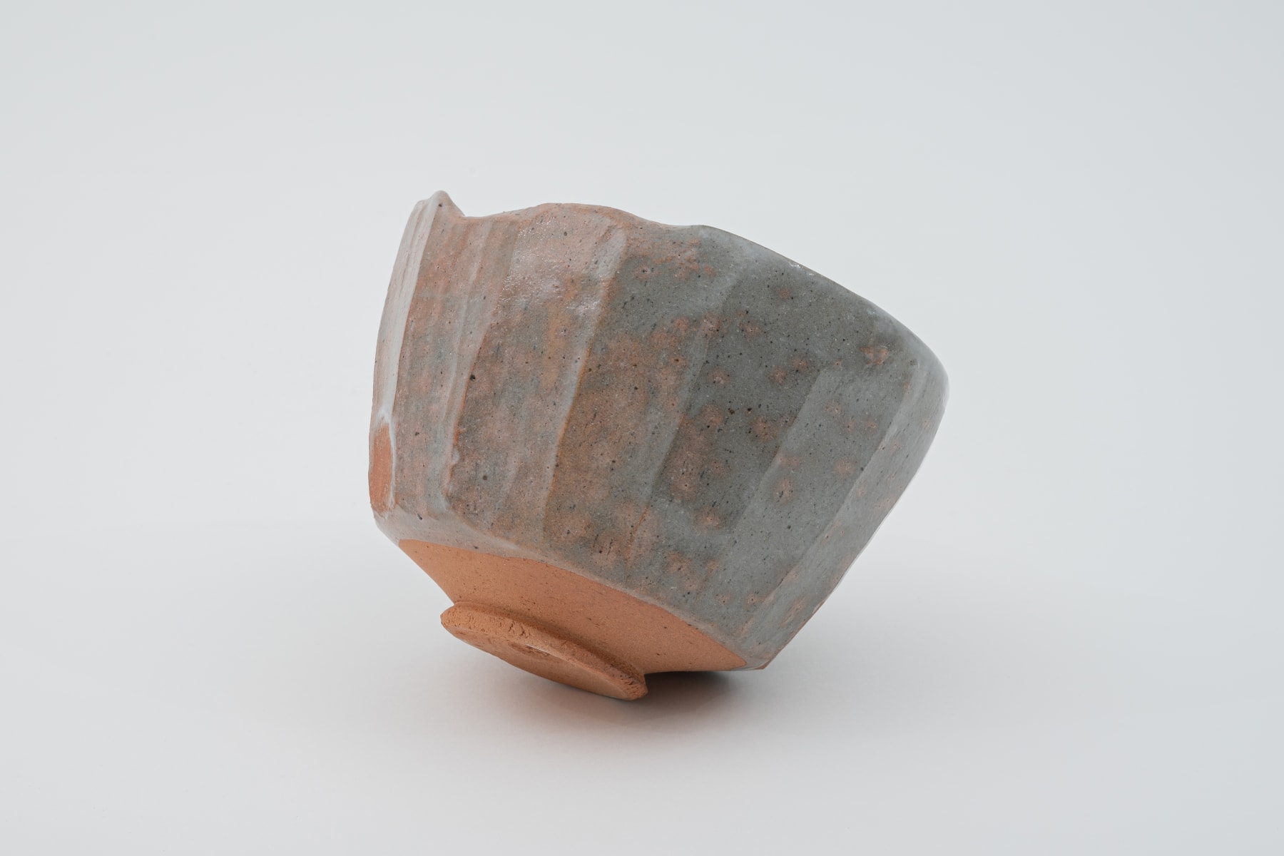 Hosai Matsubayashi XVI, Beni Tea bowl (red deer back pattern herame) 茶盌 (紅鹿背箆目) , 2020