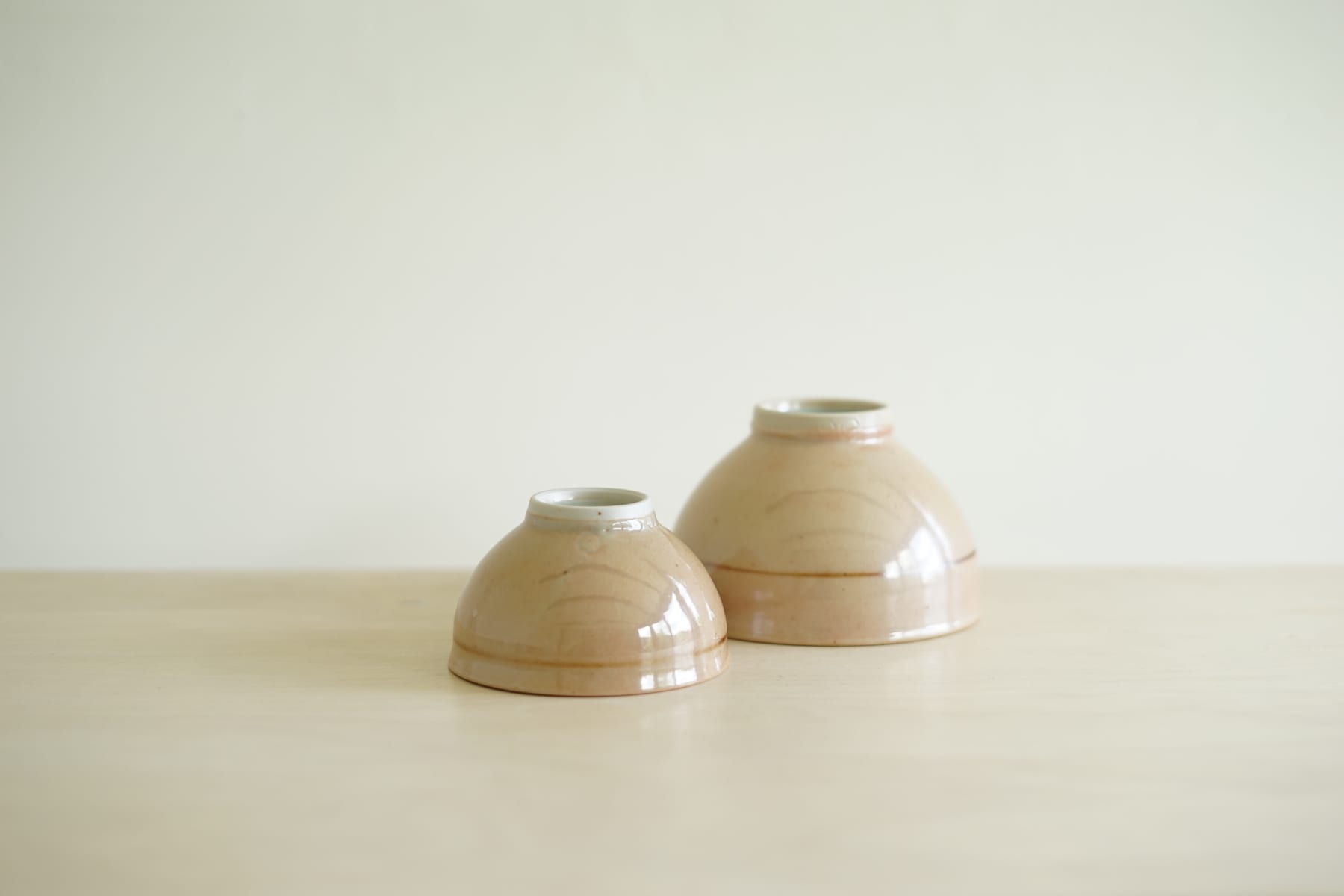 Gwyn Hanssen Pigott, Two Bowls with Stripe