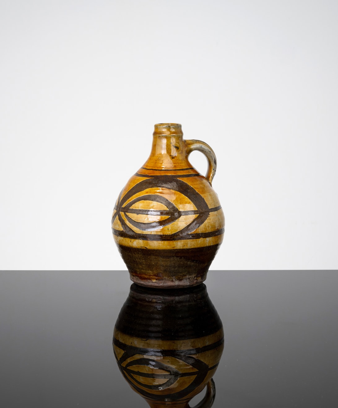 Michael Cardew, Flagon