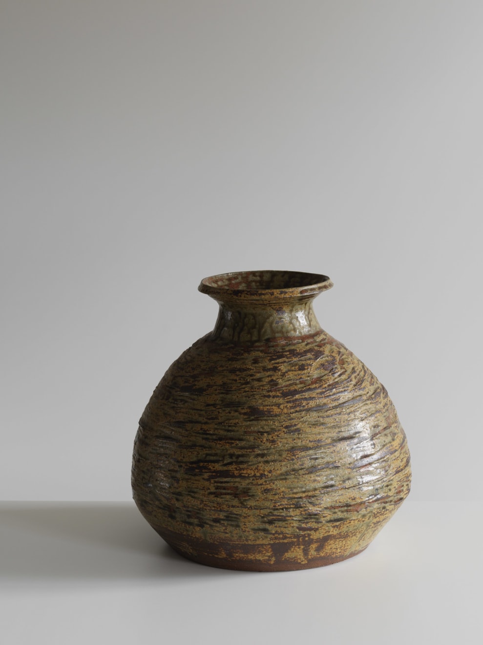 Janet Leach, Large ash glazed Vase, 1986