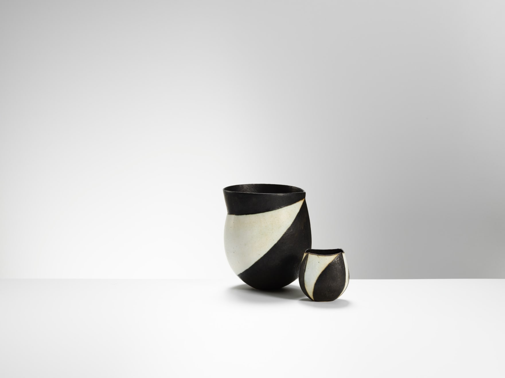 John Ward, Black and White Pot, c. 1980s