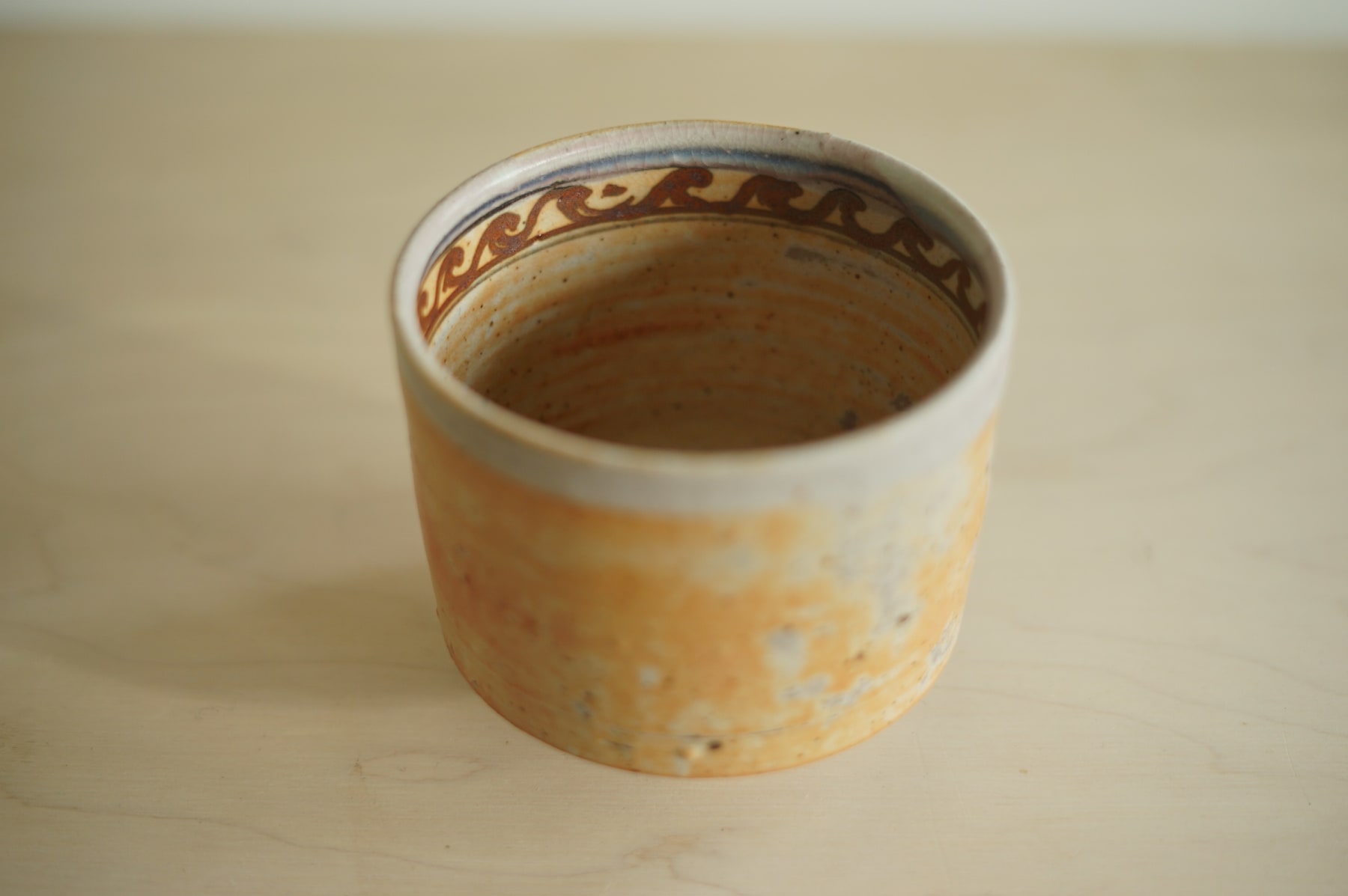 Tarragon Smith, Teabowl