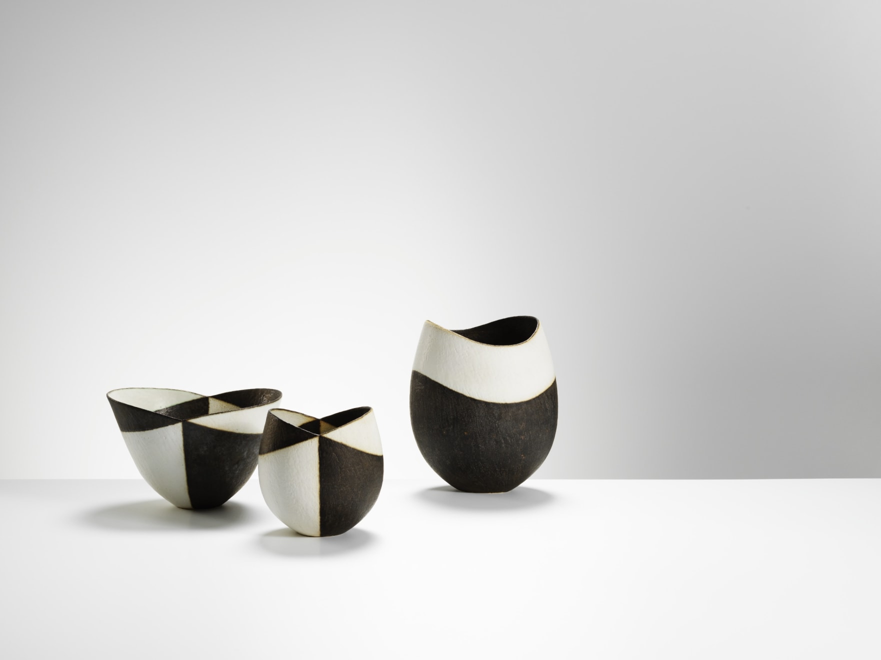 John Ward, Black and White V Rimmed Bowl