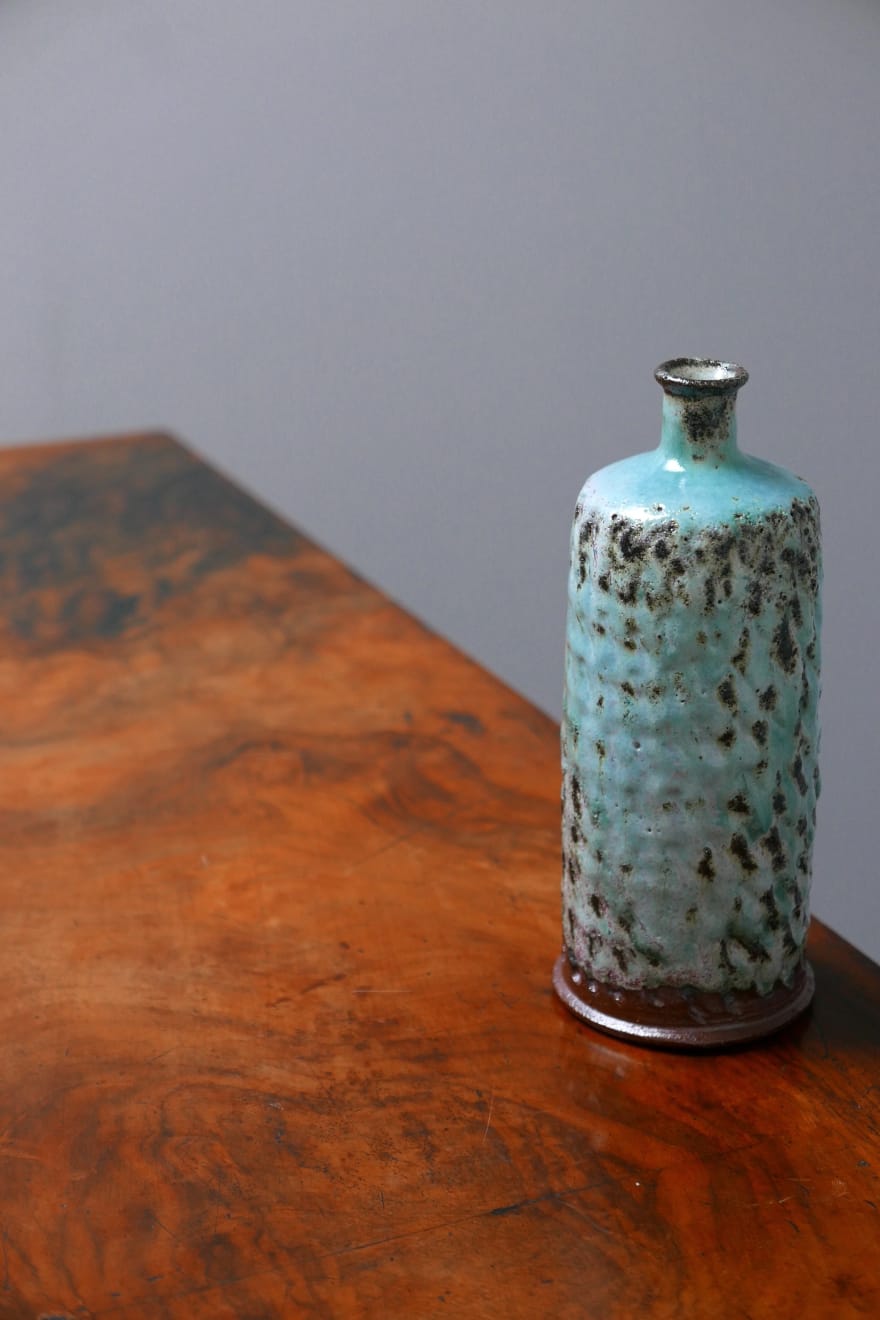 Ulla Hansen, Bottle, 2022