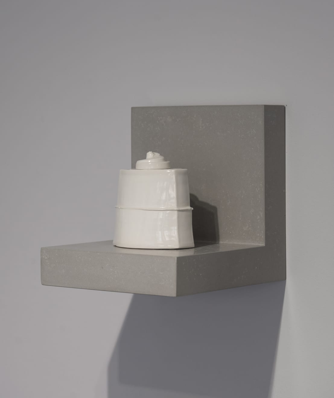 Julian Stair, Caddy on a Floating Ground, 2018