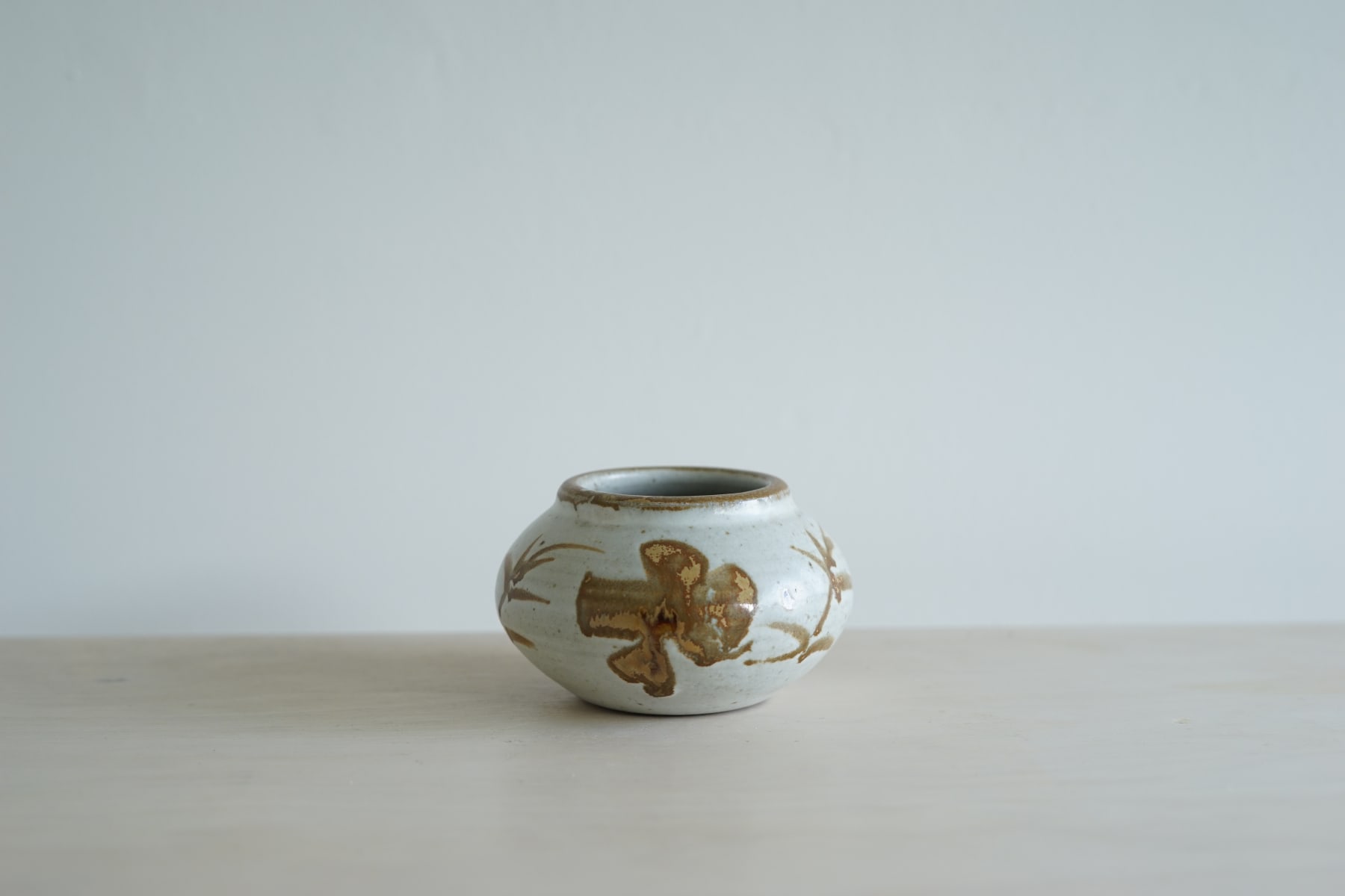 Paul Barron, Vase