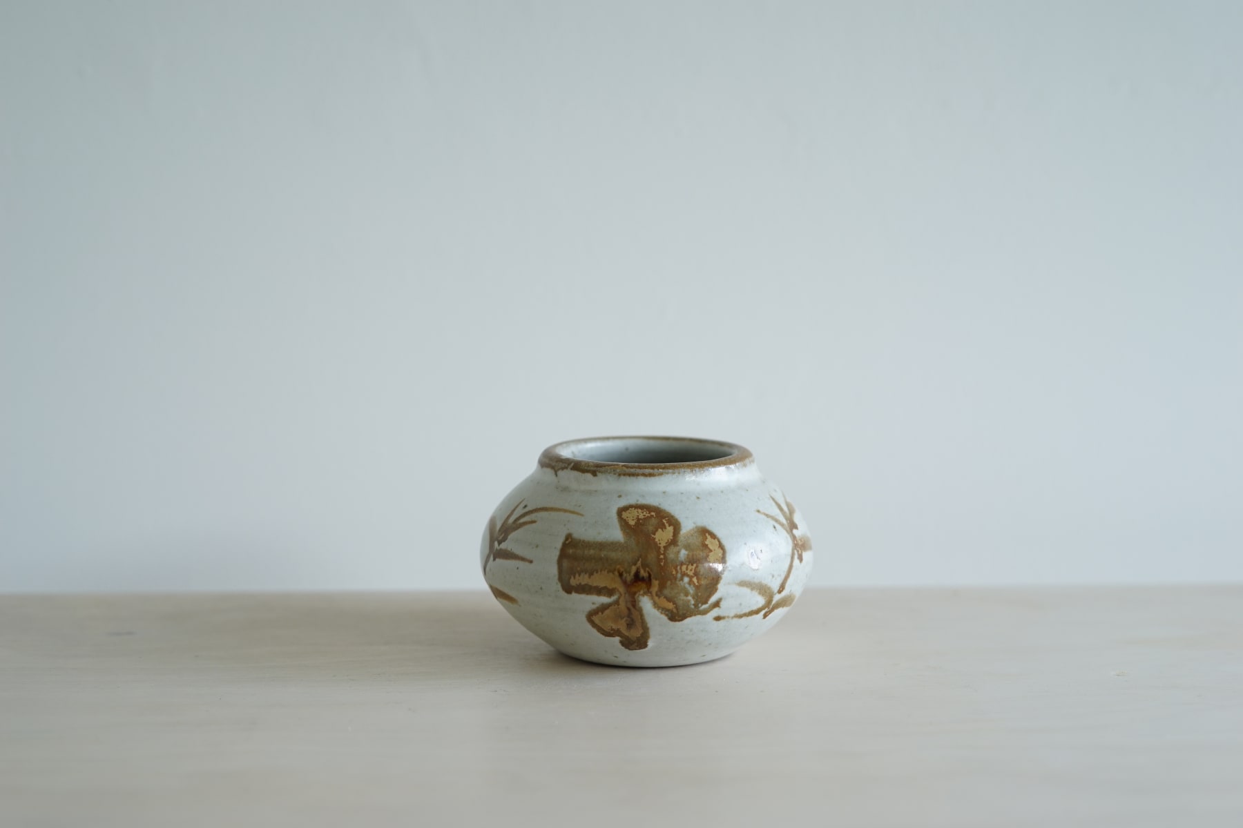 Paul Barron, Vase