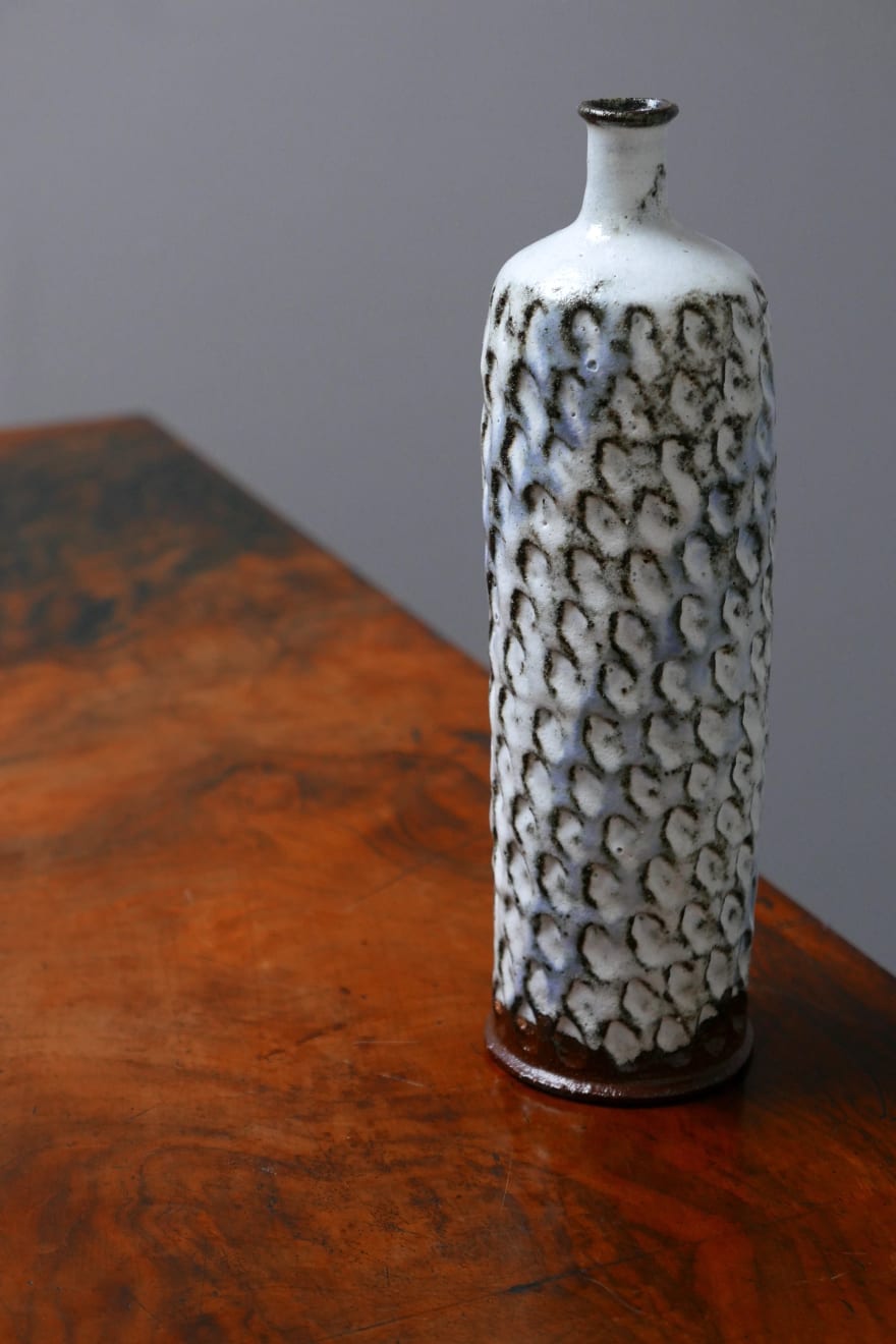 Ulla Hansen, Bottle, 2022