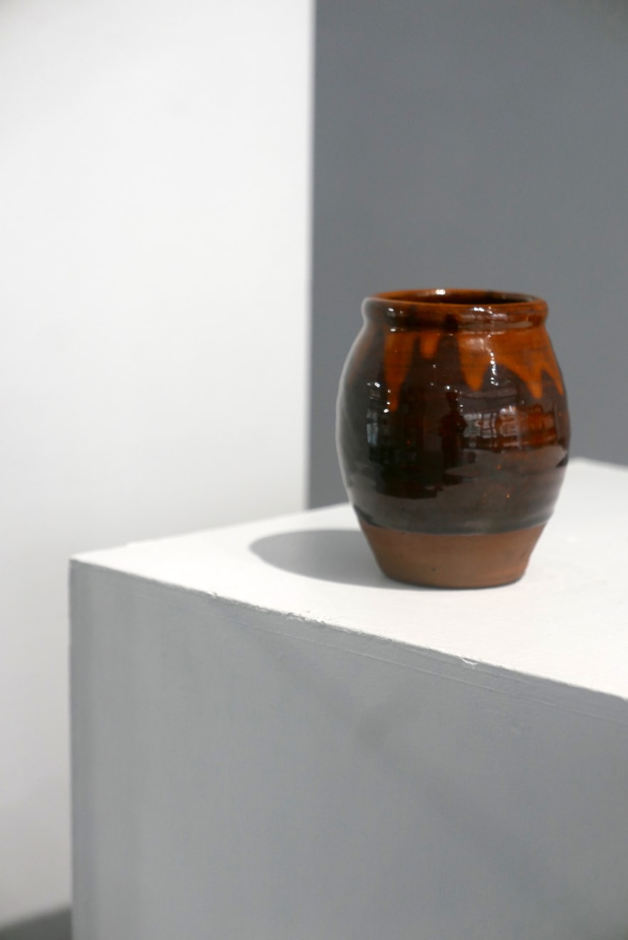 Bernard Leach, Vase made at Dartington