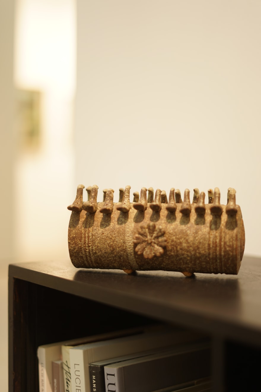 Ian Godfrey, Barrel form with birds , c. 1975