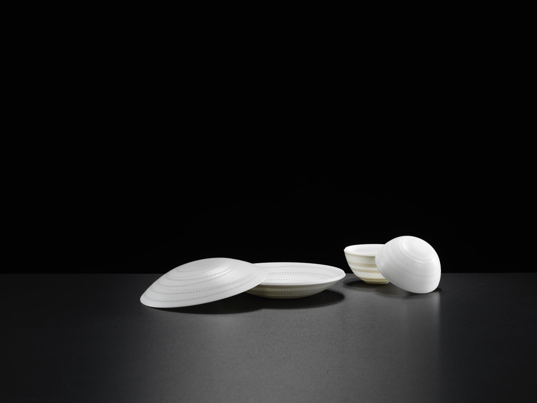 Niisato Akio, Covered Vessel, 2019