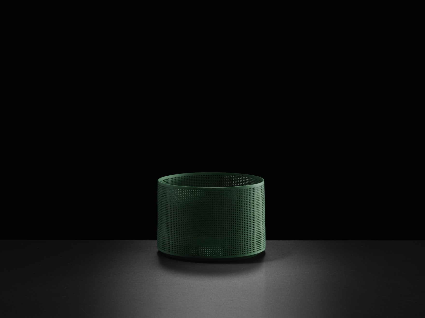 Niisato Akio, Green Cylinder, 2019