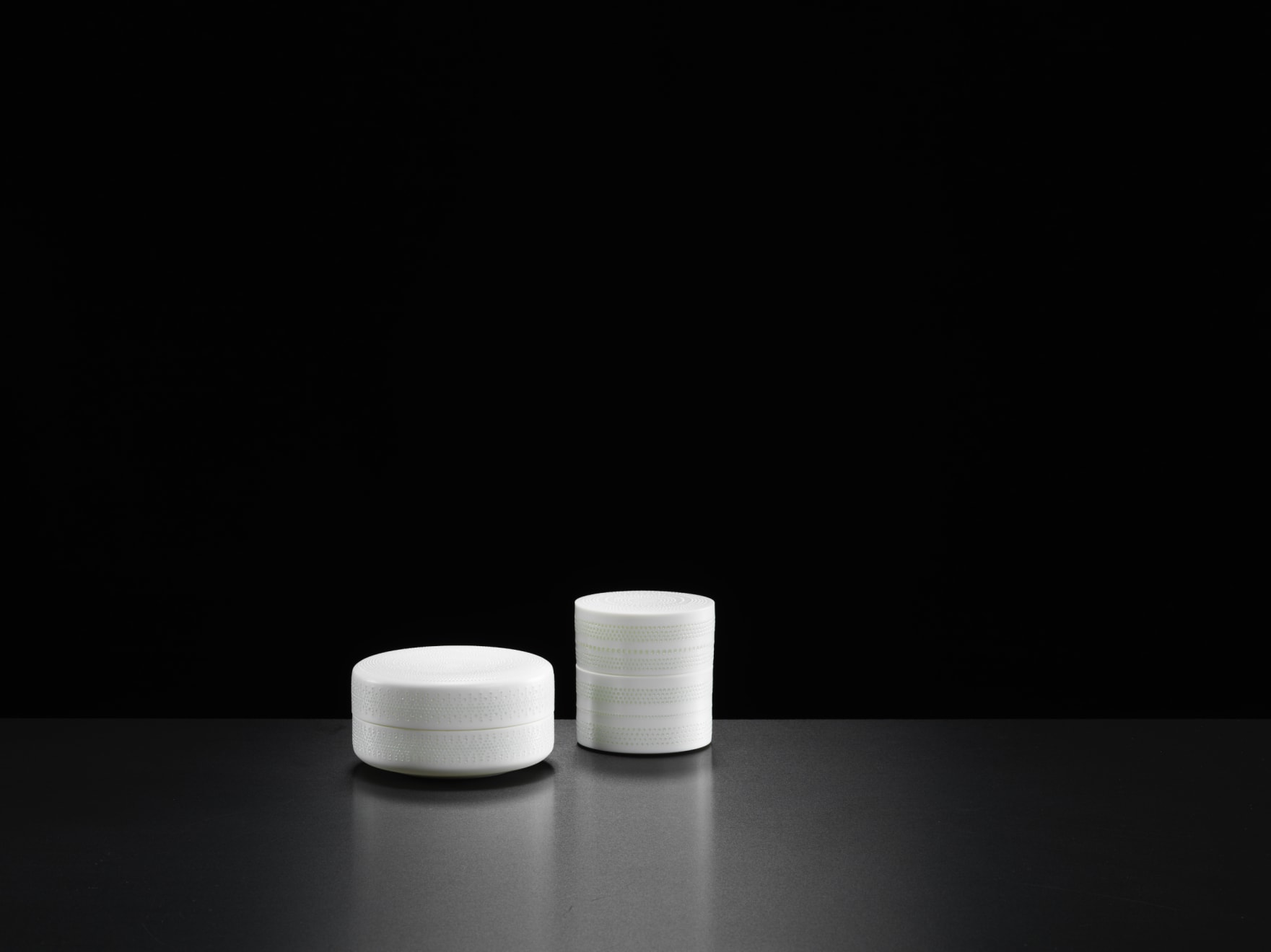 Niisato Akio, Covered Vessel, 2019