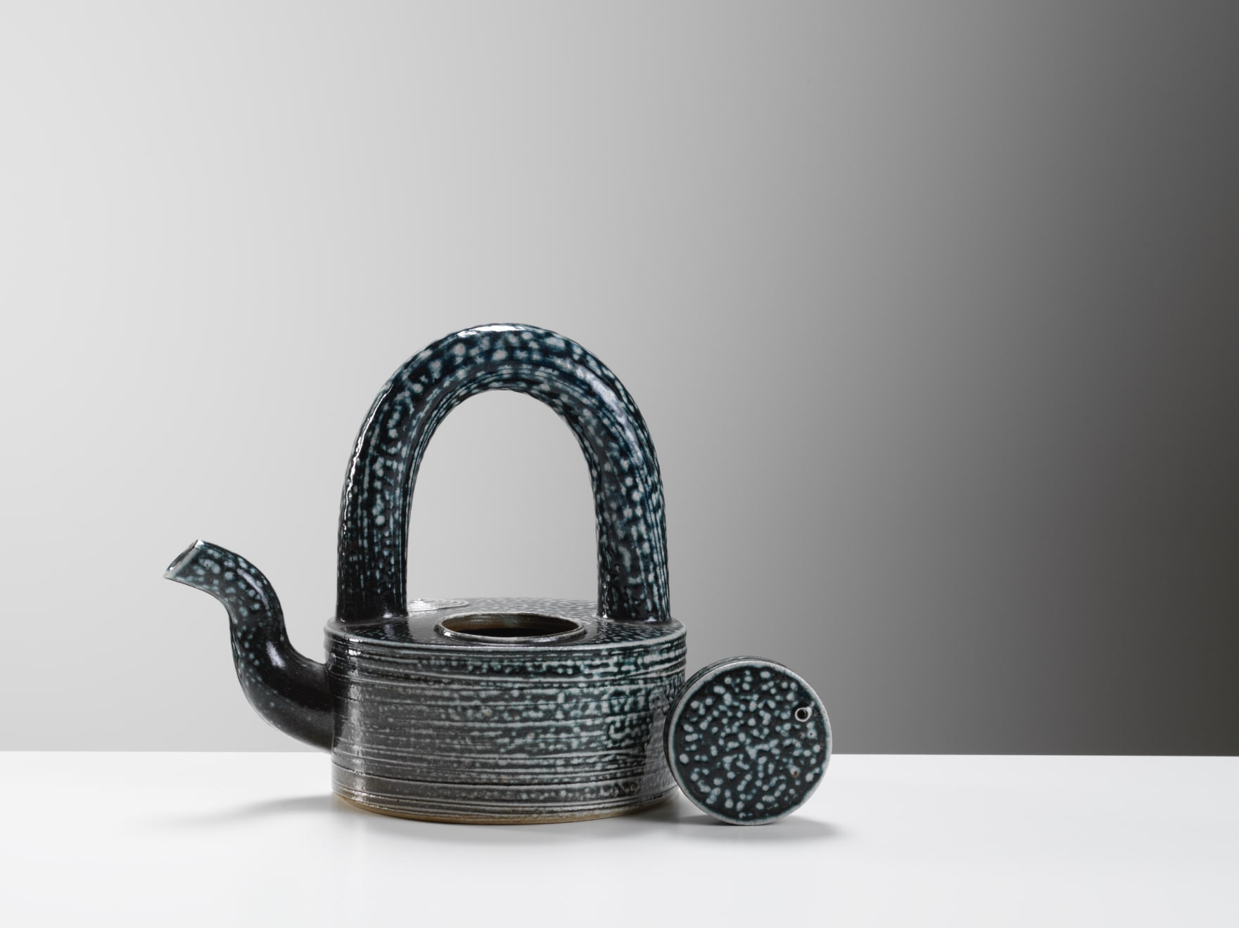 Walter Keeler, Salt Glaze Teapot, 2017