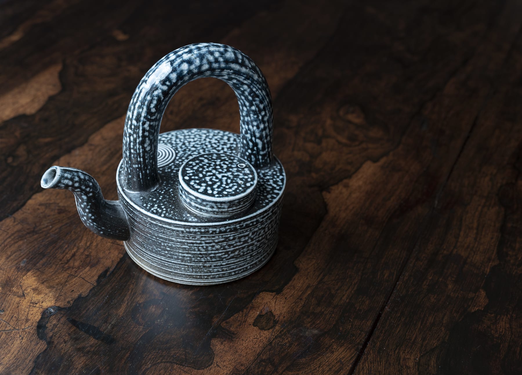 Walter Keeler, Salt Glaze Teapot, 2017