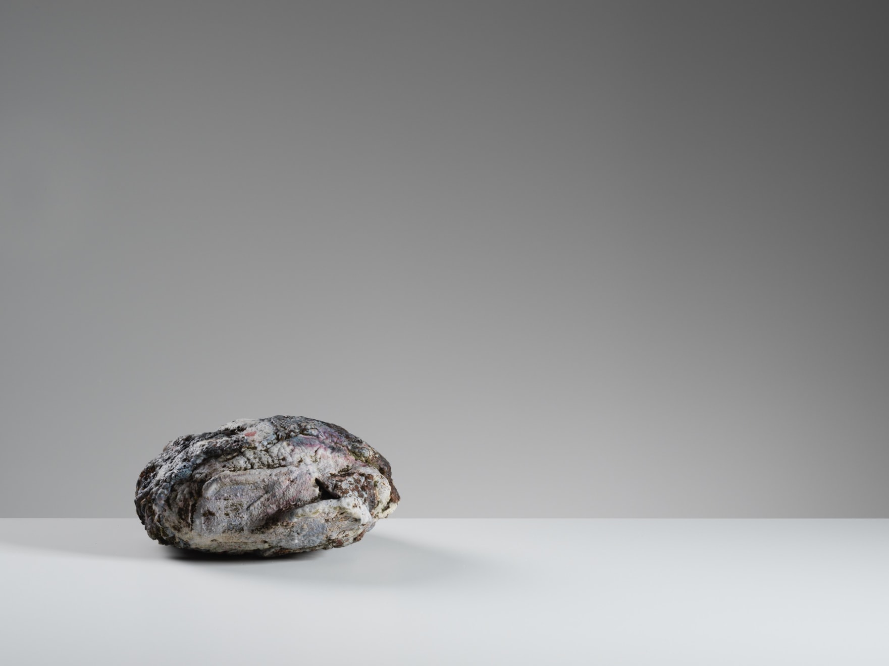 Ewen Henderson, Enclosed Form, c1999