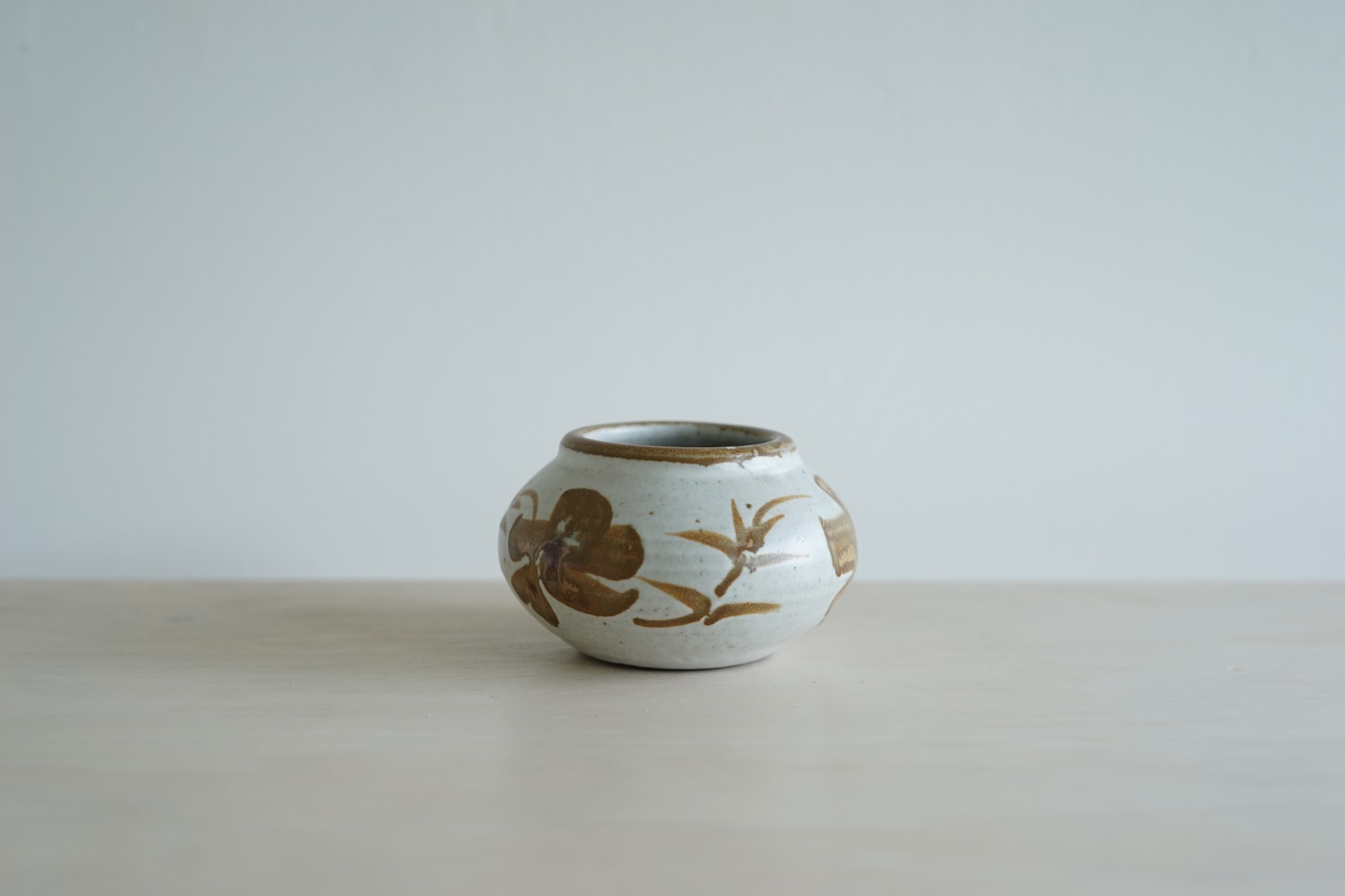 Paul Barron, Vase