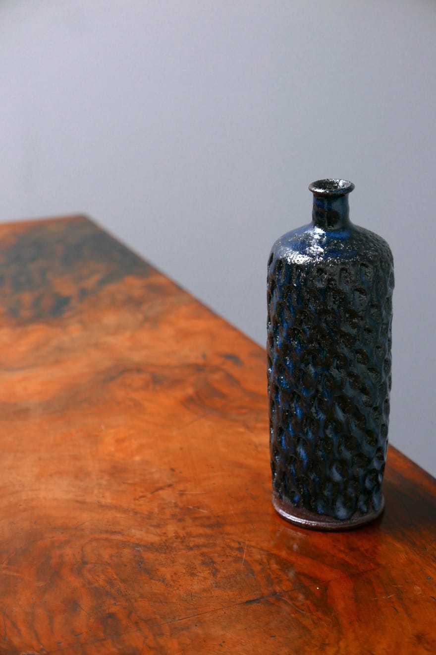 Ulla Hansen, Bottle, 2022