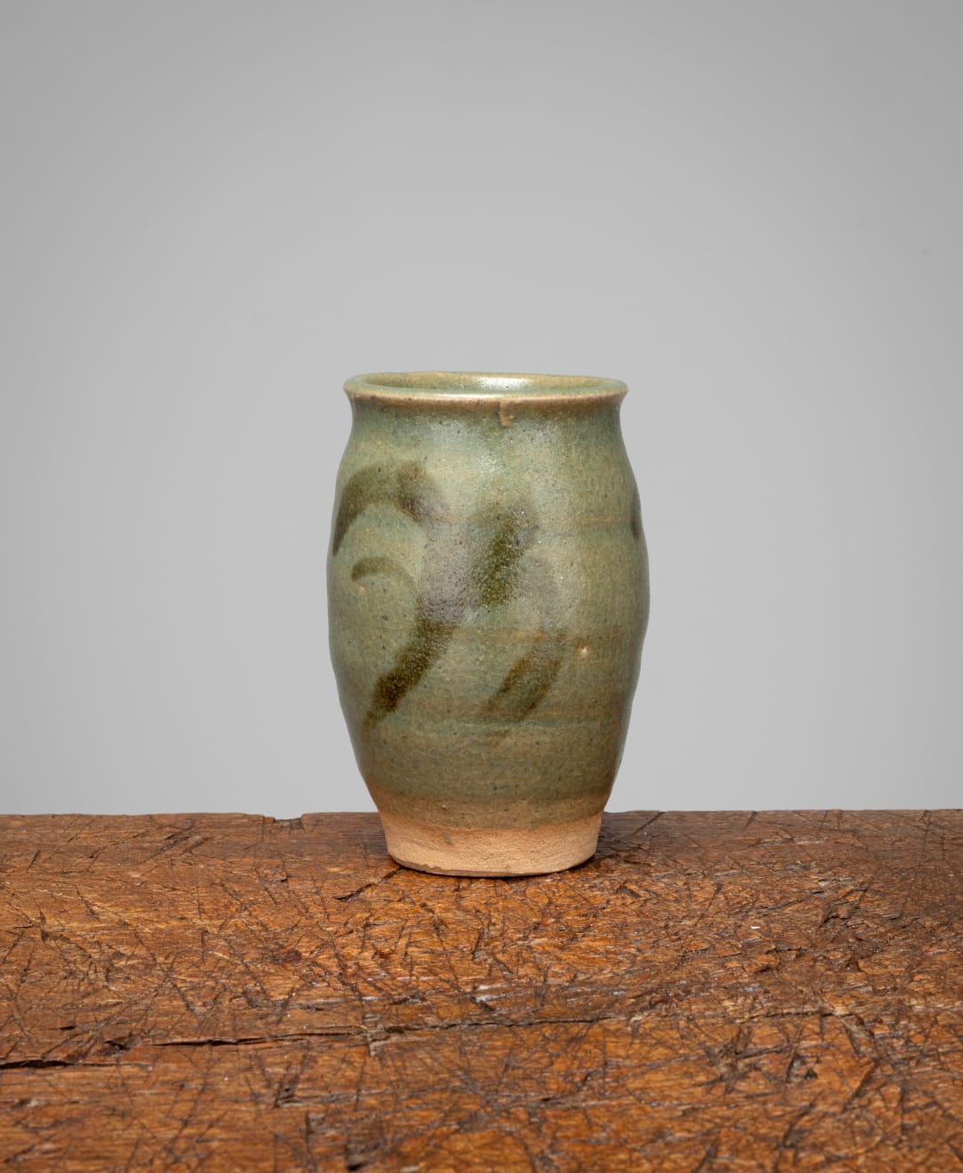 Katharine Pleydell-Bouverie, Vase