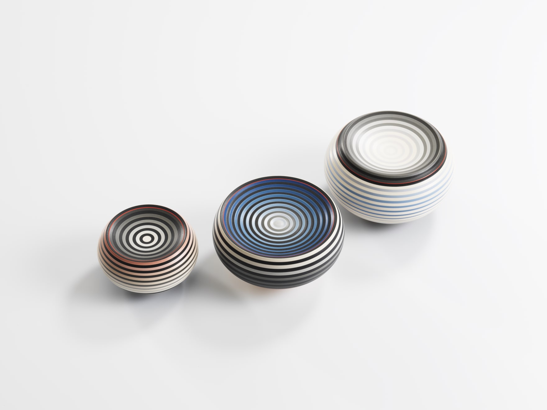 Jin Eui Kim, OPject - Spherical Form, 2018