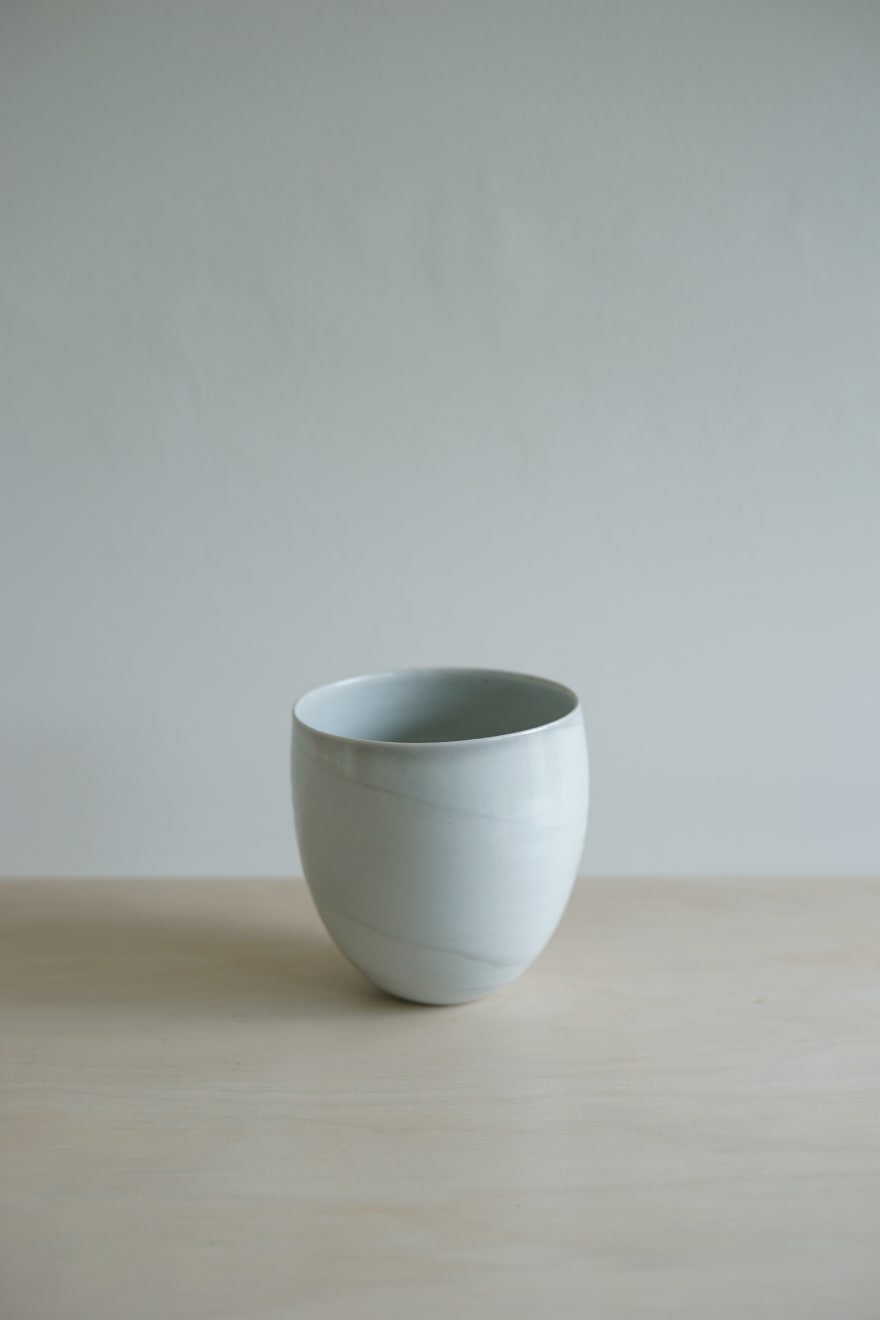 Joanna Constantinidis, Vase