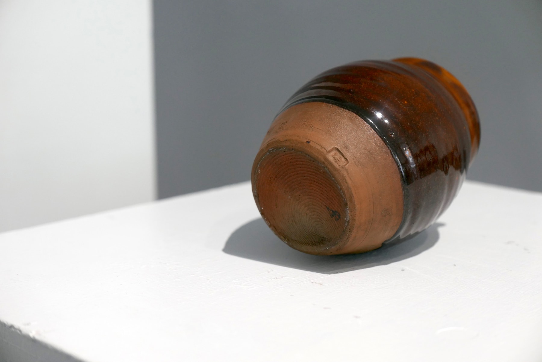 Bernard Leach, Vase made at Dartington