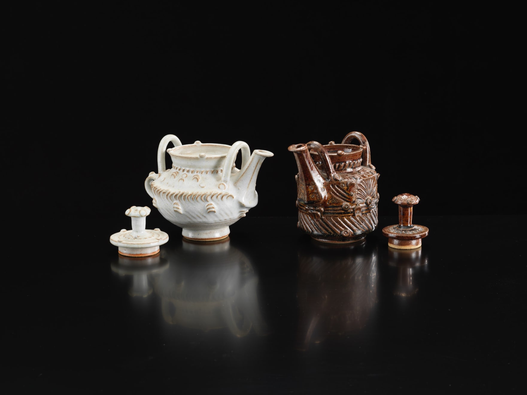 Ian Godfrey, Teapot, c. 1970s