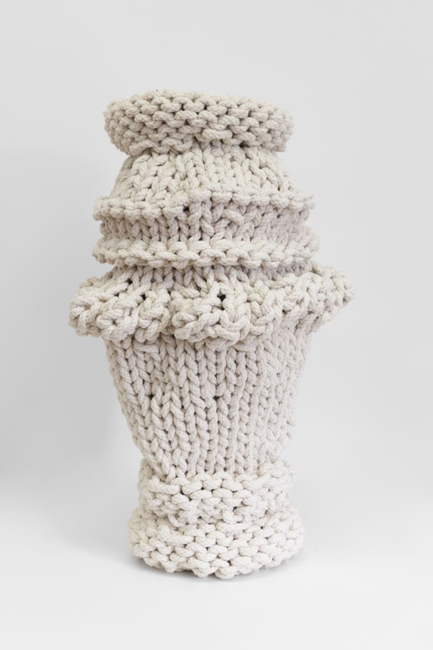 Finn Ferrier, End-on-End Urn, 2021