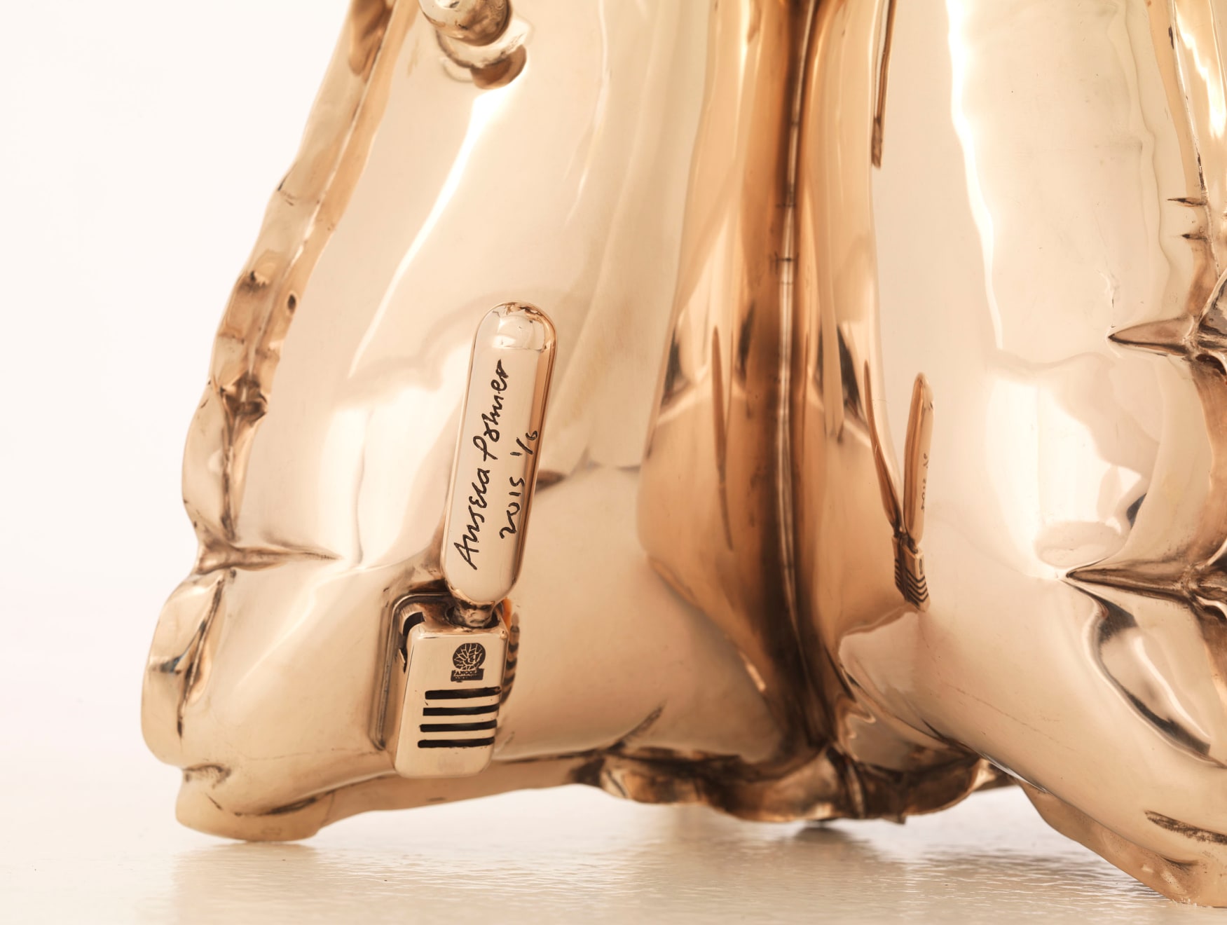 Angela Palmer, Lifejacket, 2015