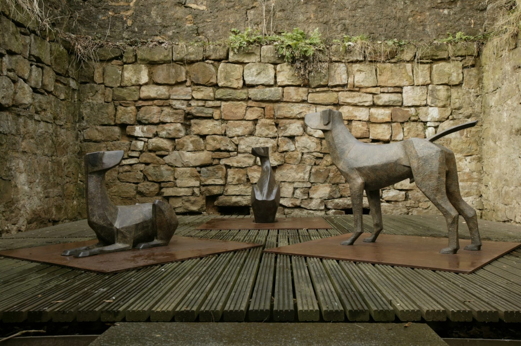 Terence Coventry, Standing Hound, 2003
