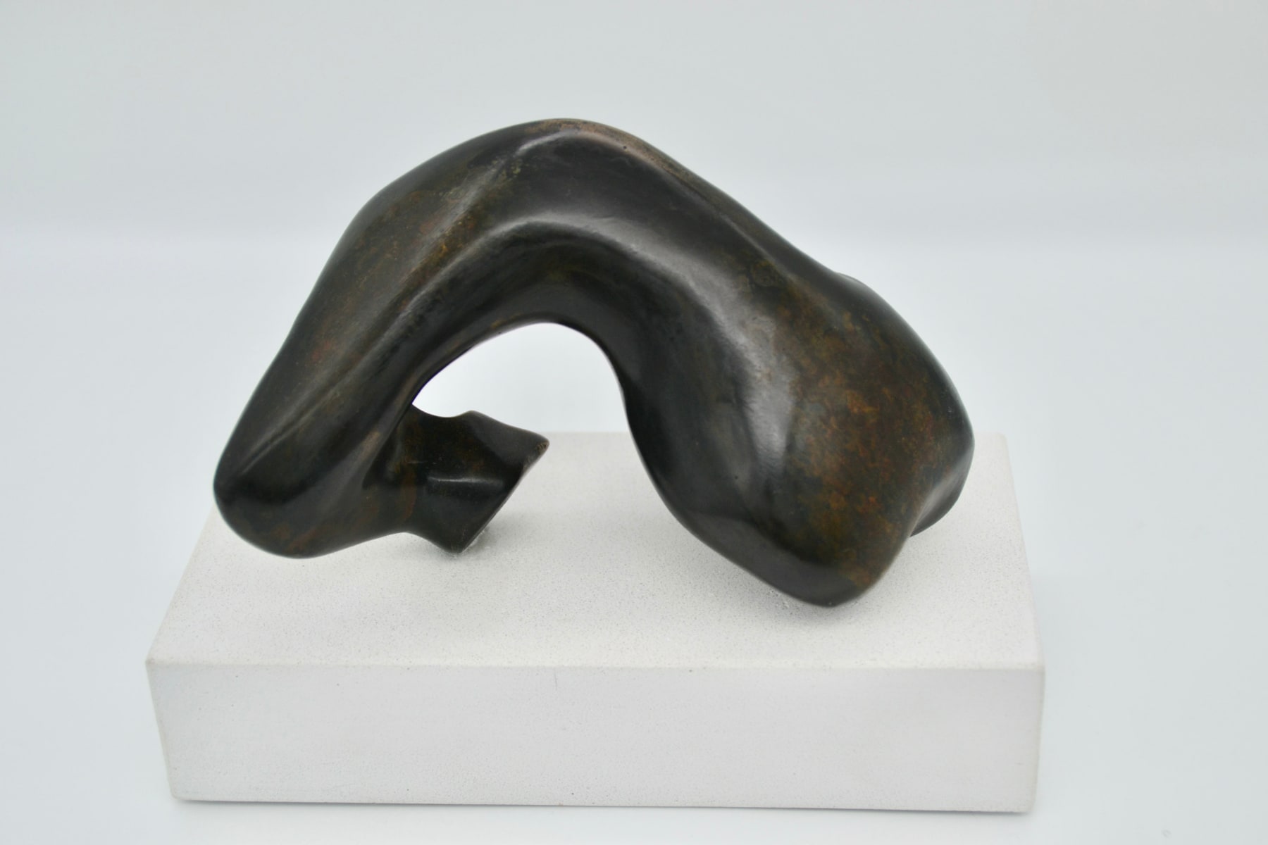 Ian Knowles, Resting Woman, 2019