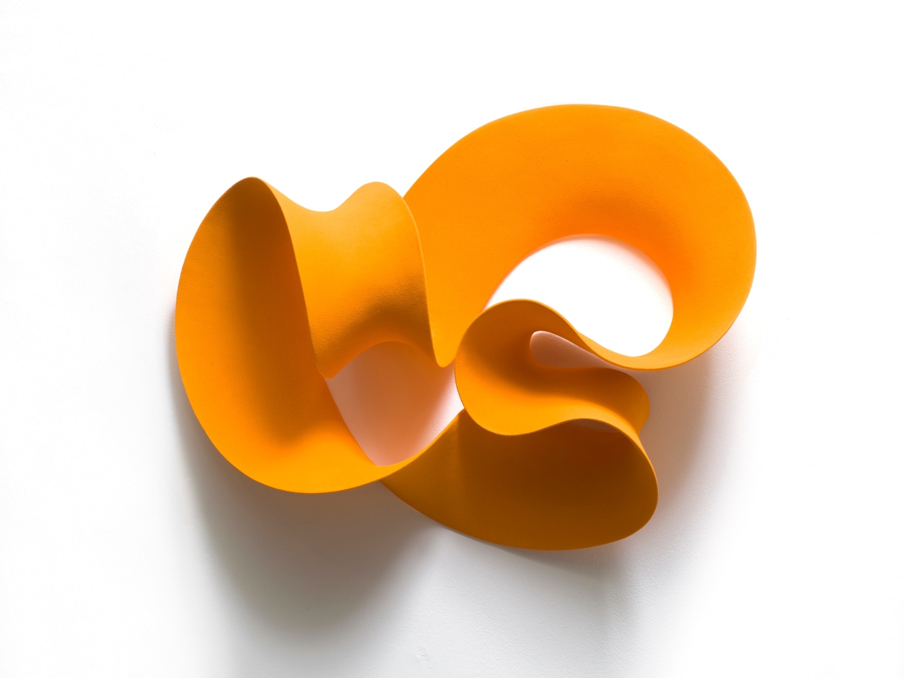 Merete Rasmussen, Flowing Orange (Wall), 2021
