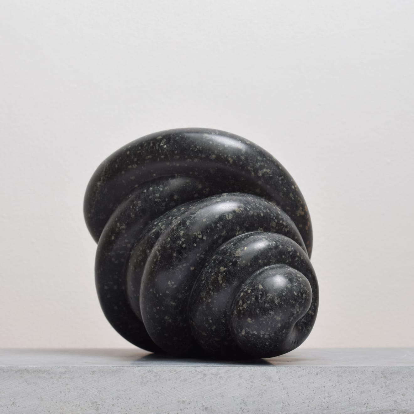 Ben Russell, Polyphant entanglement, 2024