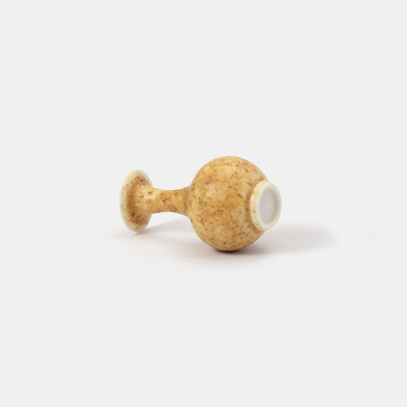 Yuta Segawa, Miniature Pot (PDCA27), 2022