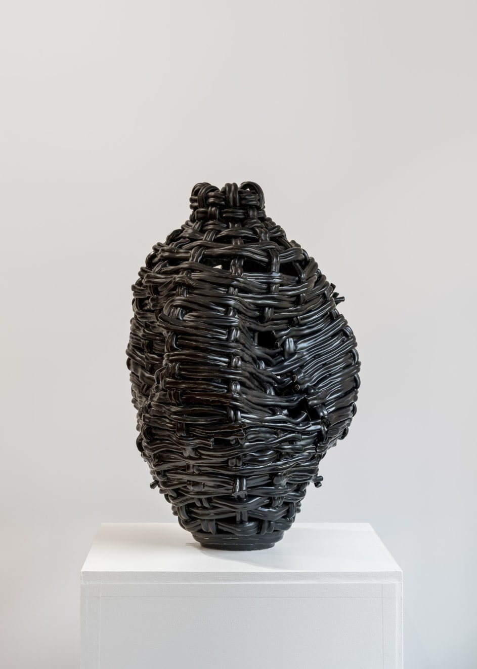 Xanthe Somers, The Weaver Weeps, 2024