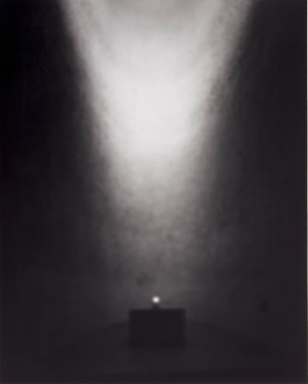 Hiroshi Sugimoto, Notre Dame de Haut (Le Corbusier), 1998