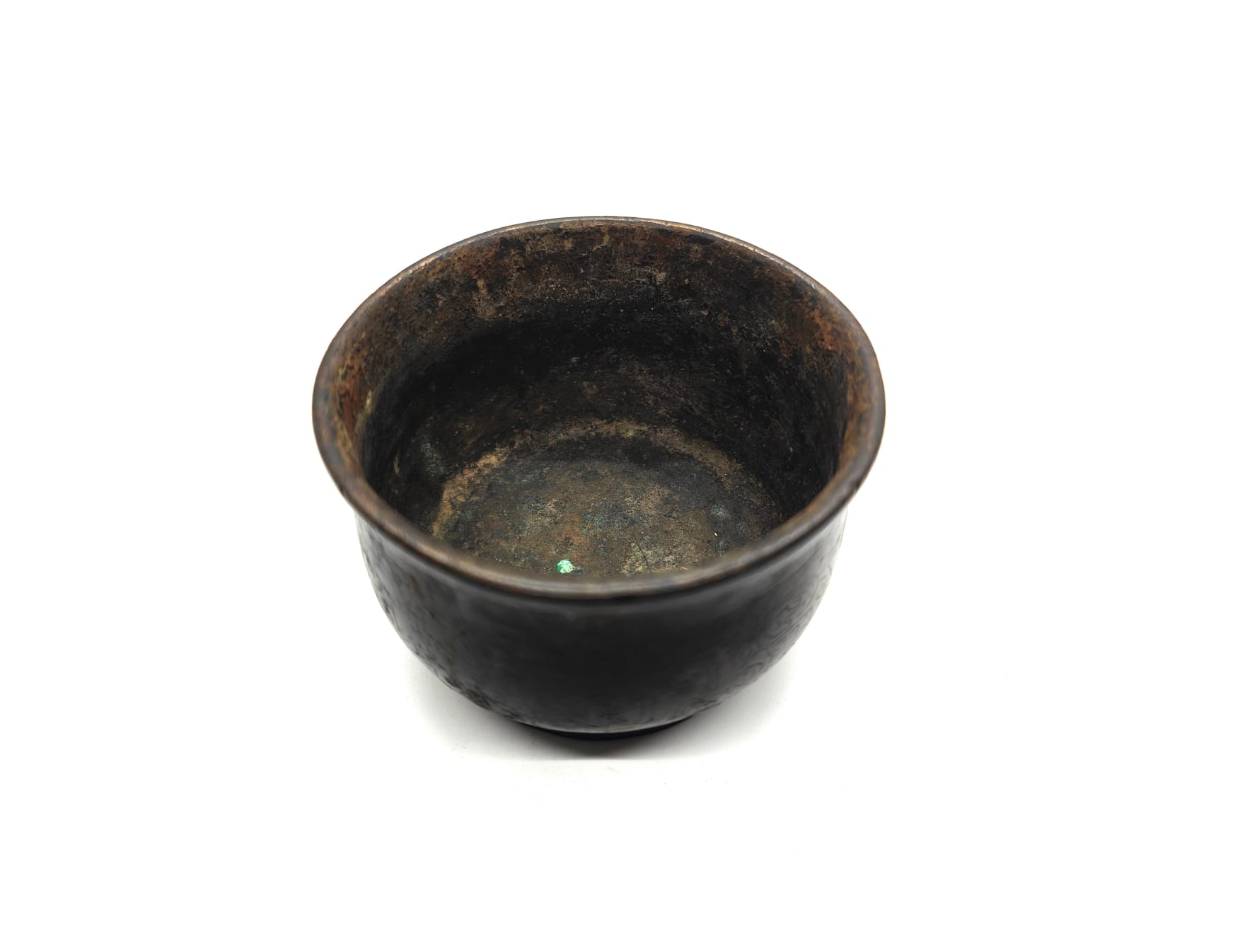 Chinese Antique, Bronze Cup With Engraving, Late Ming to Qing (17th–18th Century)