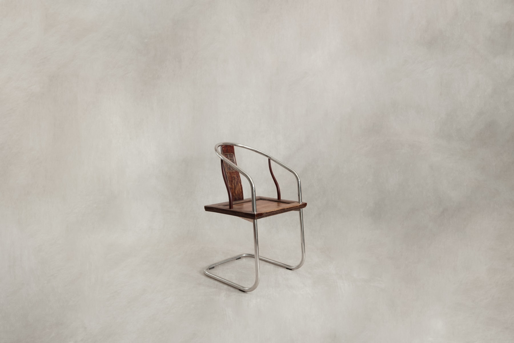 orme cinesi, Horseshoe Round Back Armchair, 2012