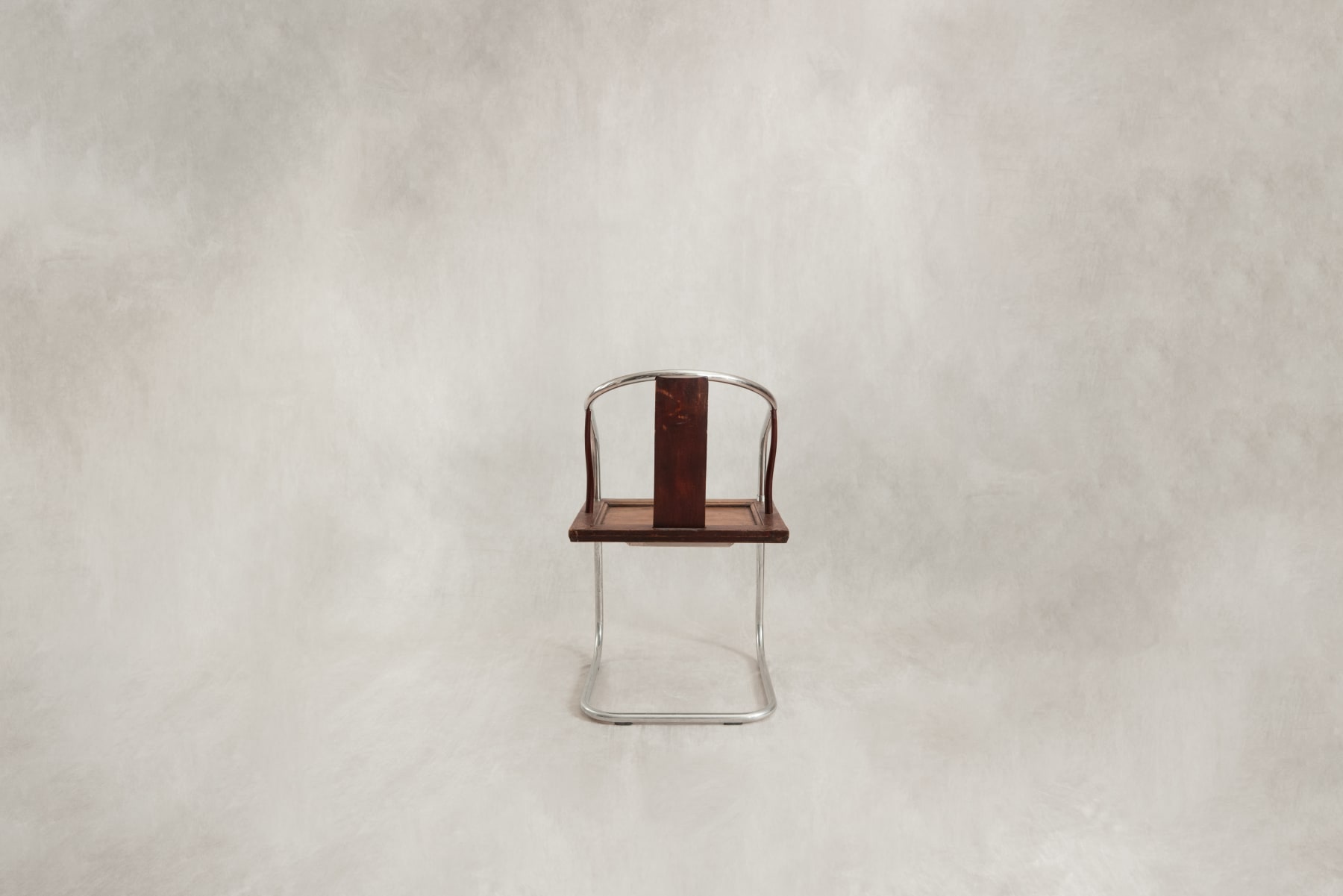 orme cinesi, Horseshoe Round Back Armchair, 2012