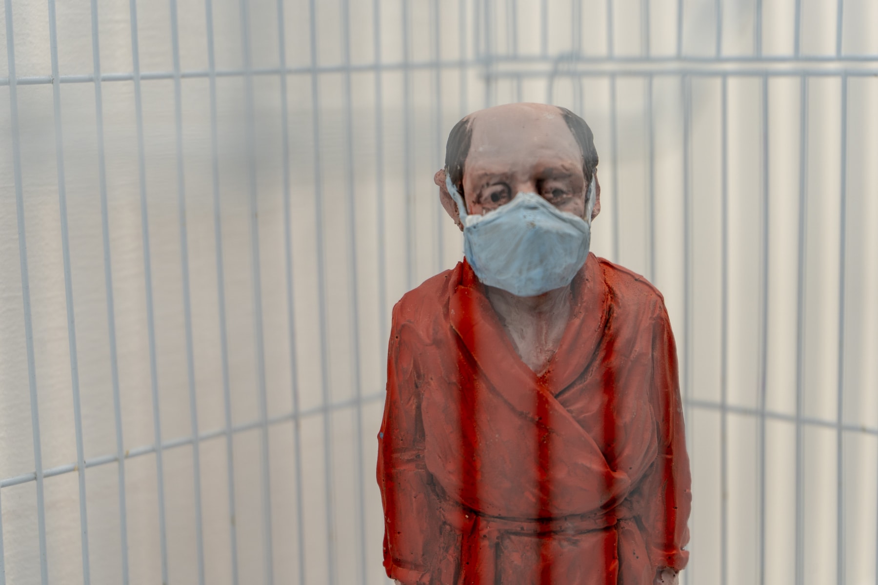 Isaac Cordal, Panopticon, 2020