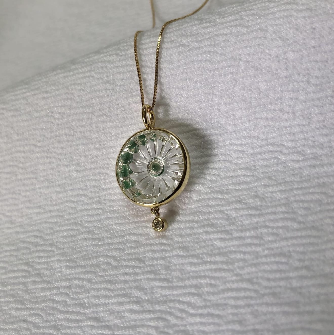 Sandra Frias, Vitória Régia Necklace