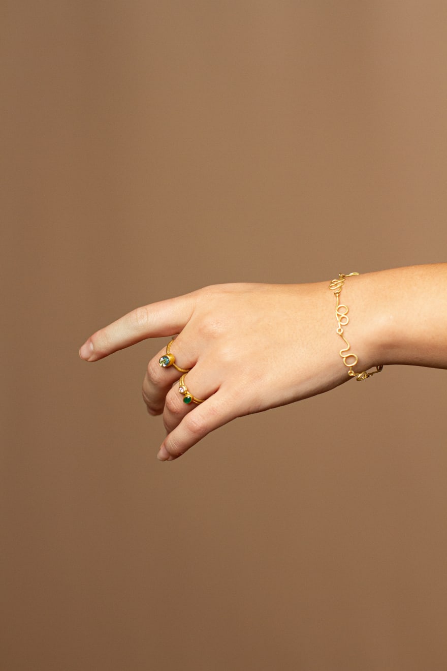 18k yellow gold bracelet by Fringe Gallery studio jeweler Petra Class.