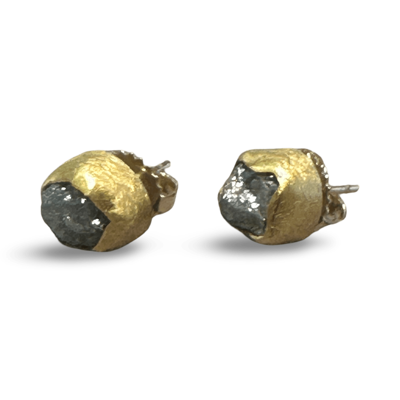 18k and 22k yellow gold stud earrings with rough diamonds by Fringe Gallery studio jeweler Petra Class