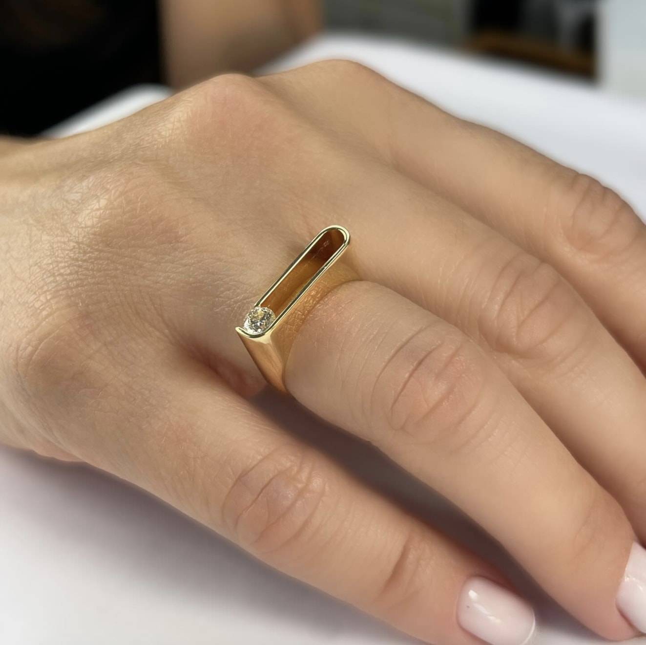 Sandra Frias, Samba Diamond Ring