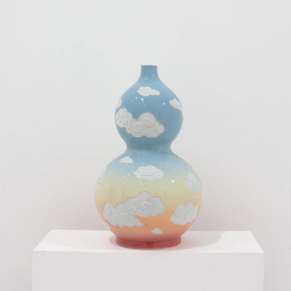 Hedy Yang, Xiangyun Vase #3, 2025