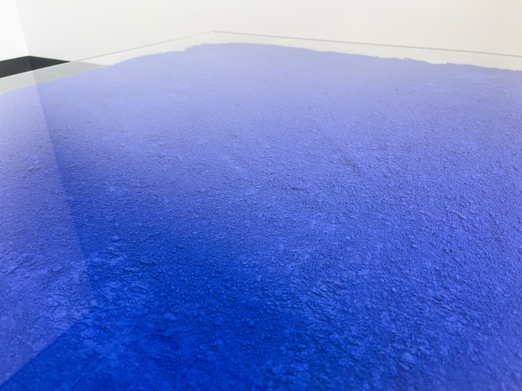 Yves Klein, Table IKB, 1963