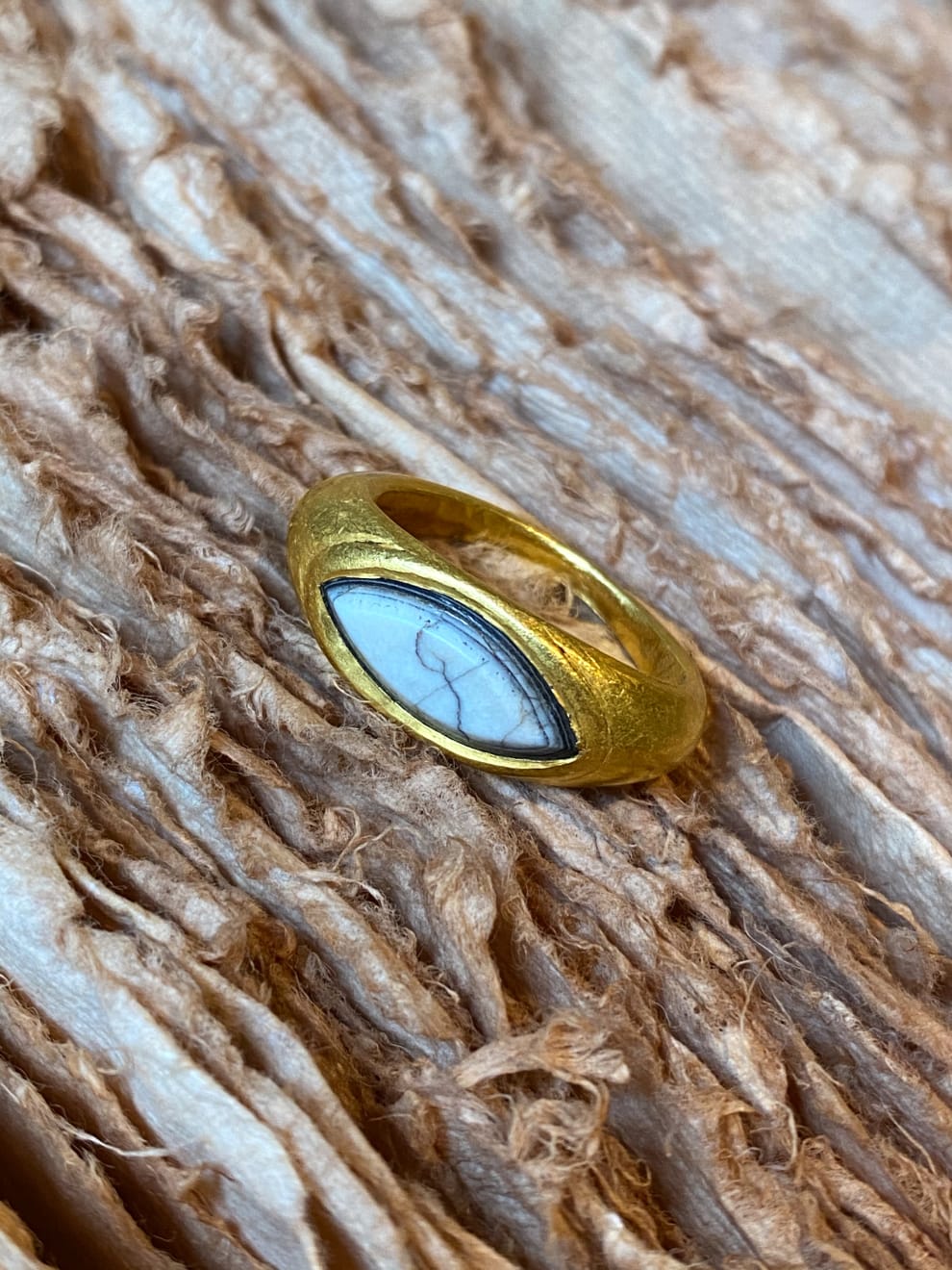 Banded top agate ring