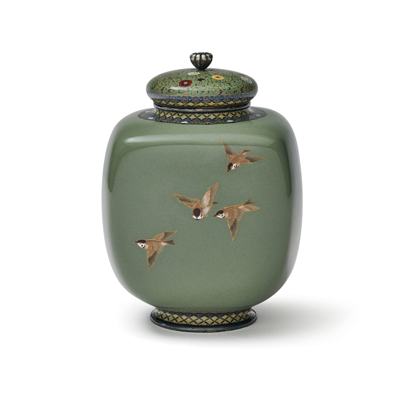 CARILLON-HIBIYA CITY 1982アンティークベル真鍮製 HAYASHI KODENJI, A cloisonné enamel and silver covered jar